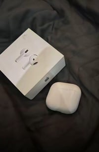 سماعات • للبيع