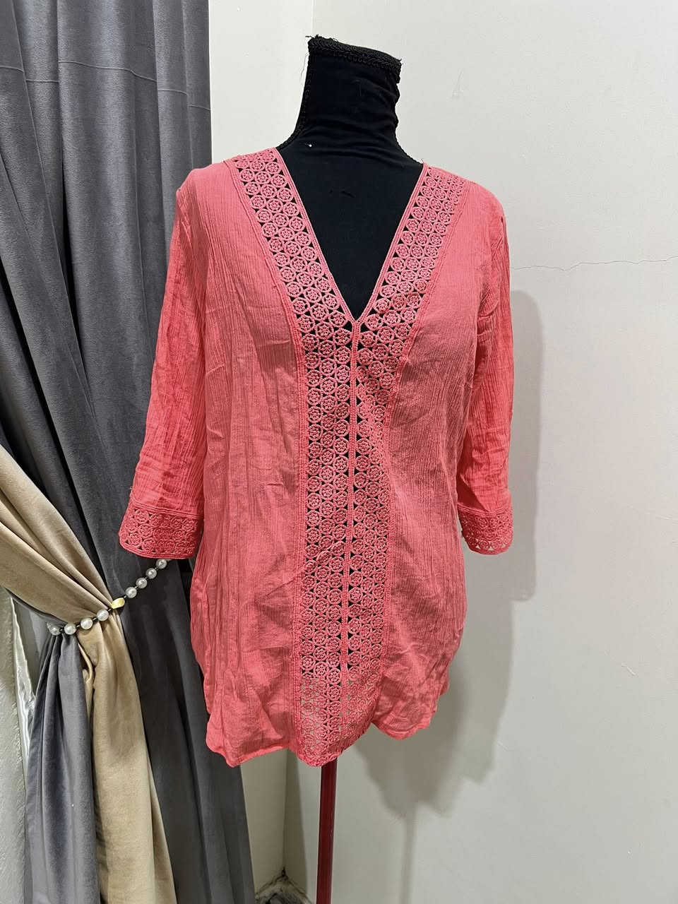 عدي هواي فساتين أسعار مناسبه ادخل وتدلل أكلك سعر لان كل قطعه وسعر  اكو بيهن ب٥لاف


**إذا كنت صاحب هذا الإعلان وتريد حذفه لأي سبب، رجاءا أرسل رسالة إلى الدعم الفني**