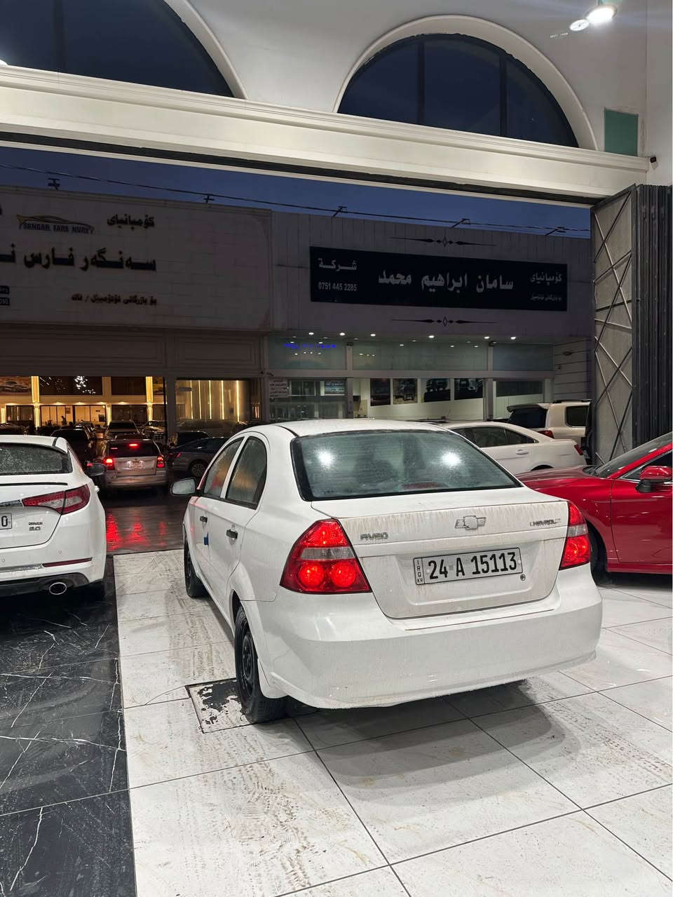 افيو موديل 2008
سبى بئ بوياخ هيجى نيه يه ك تعديلى كجكه ى هه يه 
نه رمه ته زره كى هه يه قه تره بوياخى نيه 
گيرو مه كينه هه موو شتى به شه رته 
ره قه موو سه نه وى هه زه و فعصى تازه يه به ناوى خومه 
ديناره ك مصروفى تيدا نيه سعرى 61 وه ره قه مه جاله كى كه مى تيدايه 
*********** أربيل, العراق
