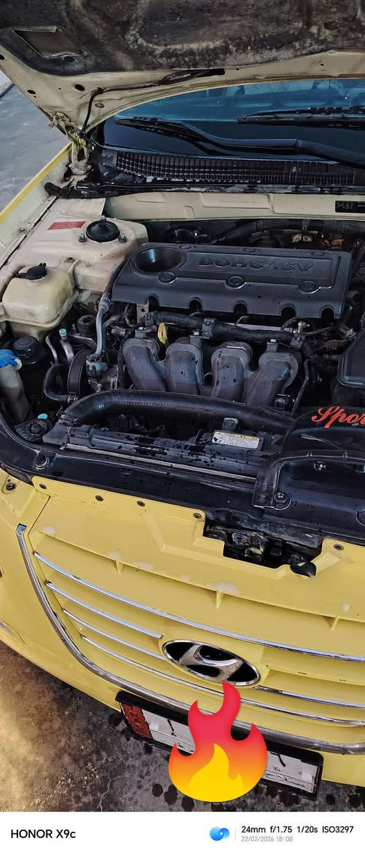 اسلام عليكم سوناتا 2009 خليجي تكسي رقم صلاح الدين محرك 2400 كير 5نمر خير من الله سيارة حلوة مال جناي تخم تاير ترايك وين متريد تبريد شغال باسمي تحويل مباشر السعر 105 وبيها مجال للاستفسار الاتصال على *********** او ***********
