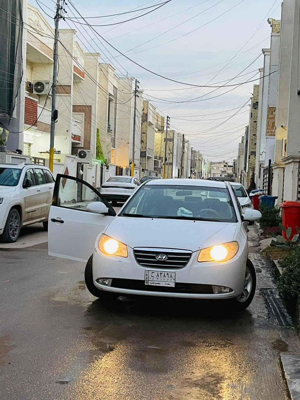 السلام عليكم النترا المقدس موديل ٢٠٠٩ ماشيه فوك ال ١٤٠ سارة حلوه واحلى من الصور بعد بيه جاملغ خلفي والباب مصلحات نفس مواضح بالصور ساره محرك وكير وصدر جديد والي ياخذه ميصرف عليه محرك ١٦٠٠ دكش عالي مكانه بغداد الدوره رقم صاحب السياره ***********
