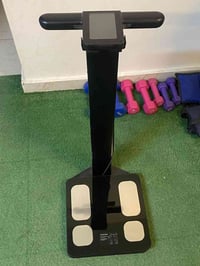 ميزان بودي • مستعمل مرة واحدة • بالضمان