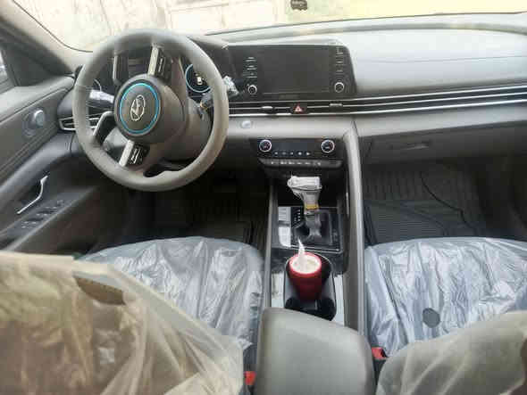 سلام عليكم النترا  22فول مو اصفات  فتحة بصمة ابواب بصمة محرك 2000دوش كير ATتشغيل بصمة تشغيل عن بعد نضام ترحيب  عند الاقتراب  شاشة متصل كبيرة تحكم ستيرن شحن لا سلكي توقف ذاتي تخم تايرة جديد  حادث جاملغ خلفي بابين  صفحة الساق صورة الحادث بالمنشور رقم بغداد  مكان جميلة خلف المحكمة سعرة 158هاتف ***********
