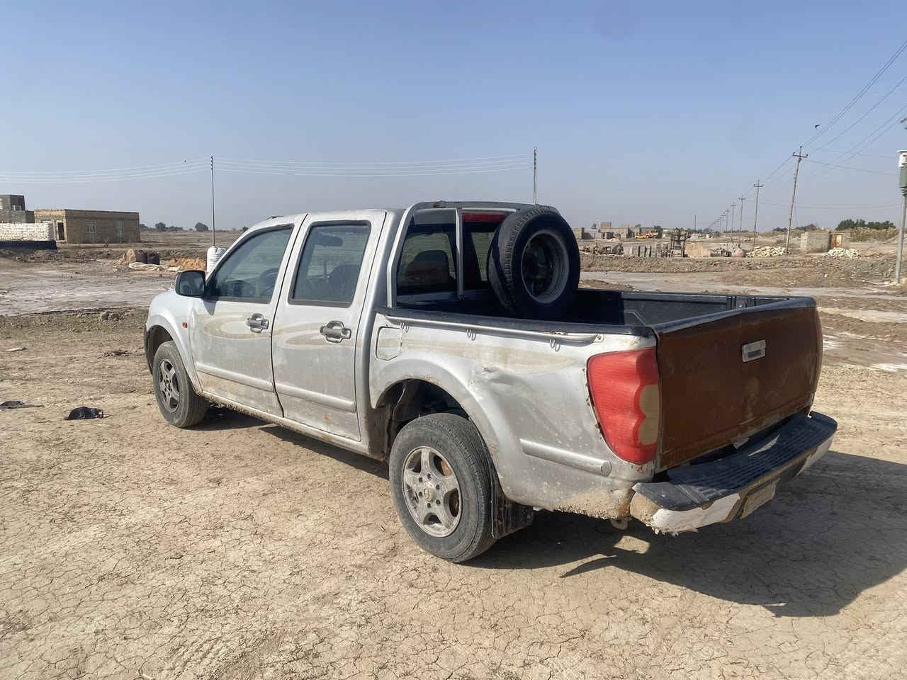 سلام عليكم سياره موديل 13 لبيع سنويه طايفه بيه وكاله من لمالك مكينه بيه بخار سعره 40وبه مجال 
ترهم مراوس
رقمي ***********
