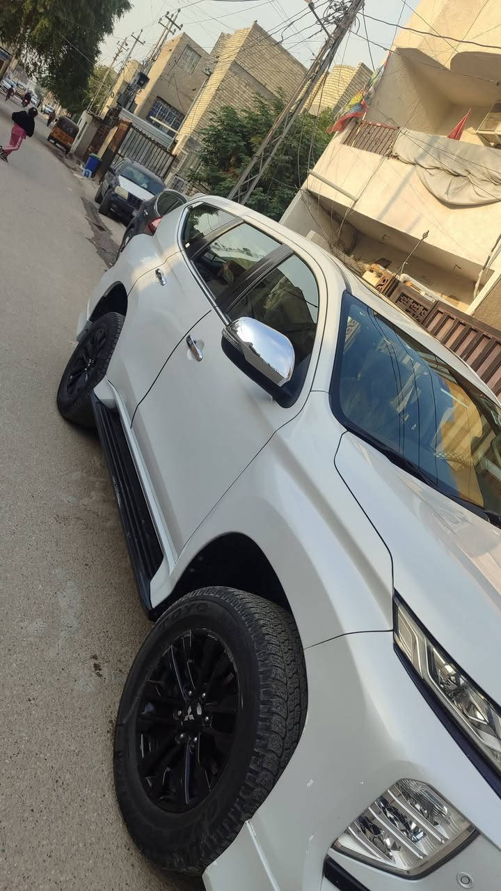 السلام عليكم
للبيع باجيرو سبورت 2020
لسياره مكفوله كفاله
رقم سليمانية الدولي بسمنه
تحويل ثاني يوم
ماشيه 50
بصمه + بصمه ابواب
فتحه سلايت
شاشه
8 ايرباك 
سايد بريك بصمه
نضام اوتو هولد
كشنات جلد ماروني 
شاشه كبيرة
كامره خلفيه
اريل نفكيشن
دوس بلاك
تحكم استيرن جهتين
شفتات استيرن
ترحيب 
كروز سرعه
قياده ذاتية
مري شفط كهربائي
يدات نيكل
اشاير بل مري
لدي نهاري
مخارج اوكس يوئس بي
رادار امامي
حساس امامي
حساس خلفي
٧ راكب
٣ قطع تبريد
6 ستندر
كير 8 نمر
فور ويل4×4
نضام تزحلق
نضام المنحدرات
نضام مانع انزلاق
لايت LED زنون

لسعر 265 وبيه مجال
رقم الهاتف )(***********)
