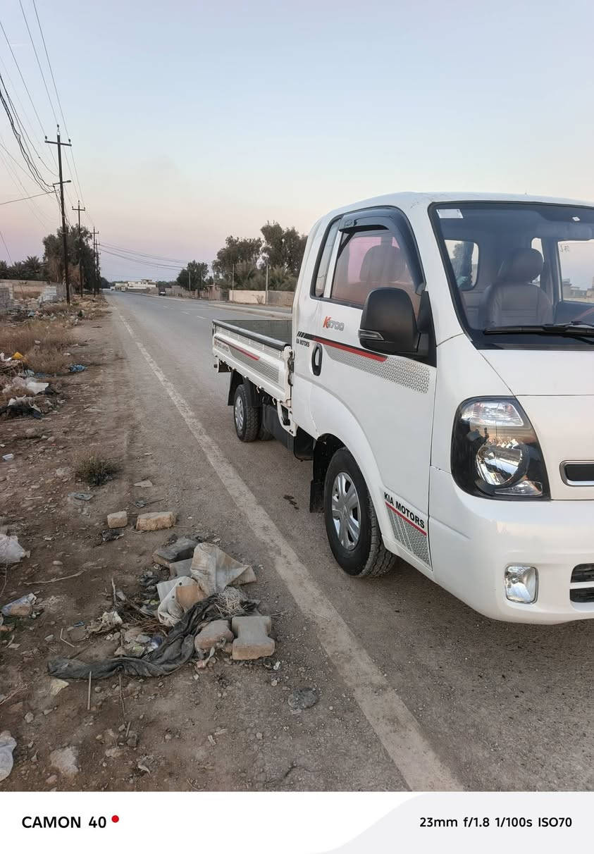 سلا عليكم سياره البيع موديل 18رقم كربلاء السيار بيهة بكانات صبغ شاصي مكفول ألكان بغداد السعر 105وبيه مجال***********
