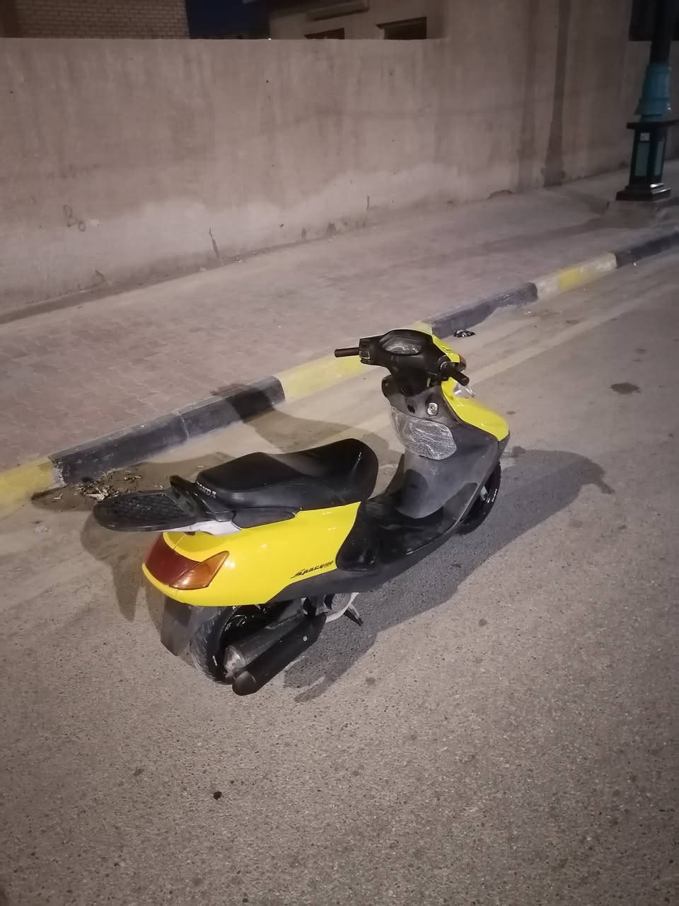 سبيسي ياباني درجة كاملة الدرجه  مكينه جديد  خير من الله المكان كوت طشاش  ***********
امروس بوليس او ماكس
