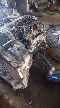 حسين عطيوي • قطع غيار سيارات