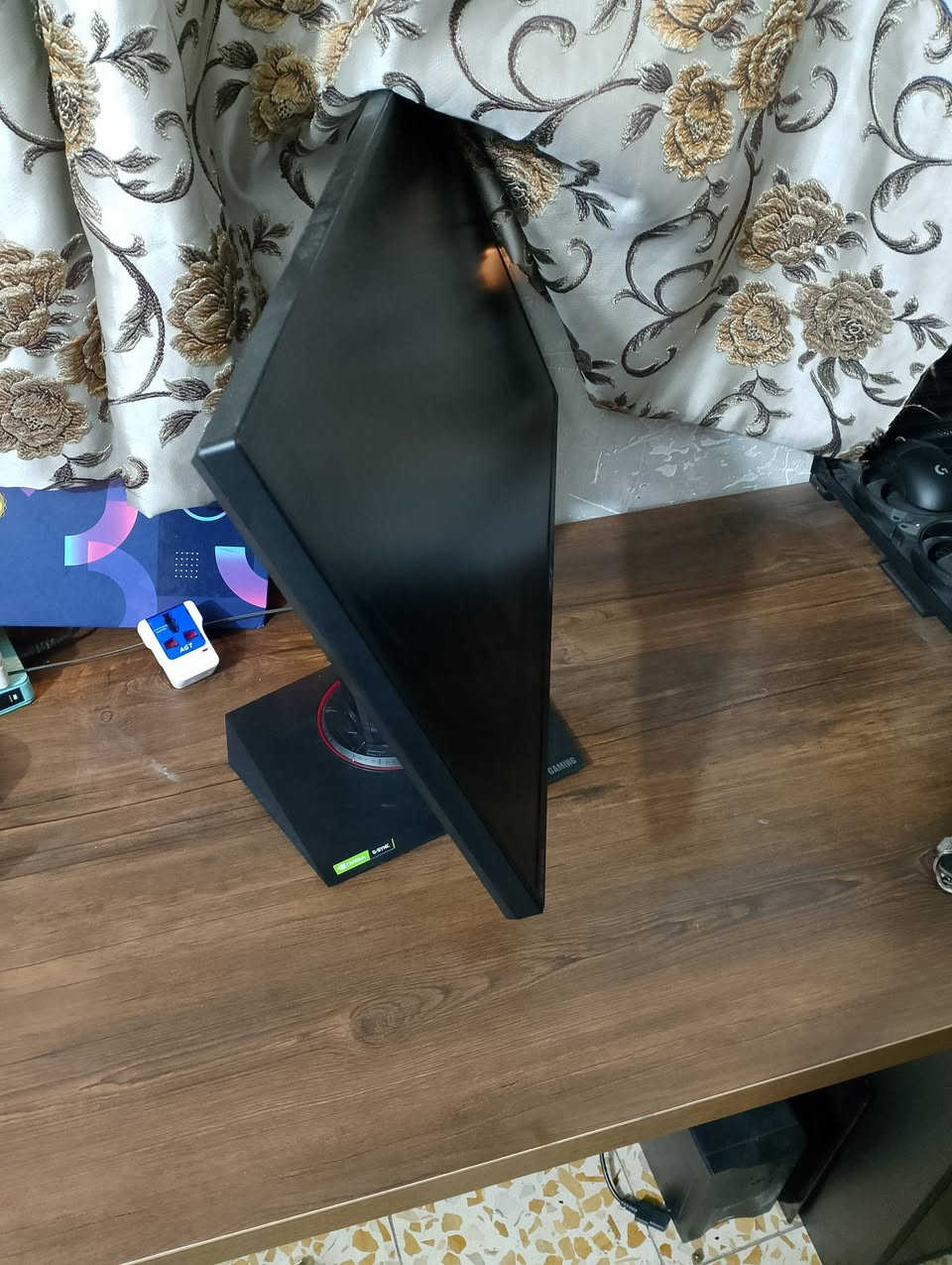 قطع بيسي دابيعهن سبب البيع ماكدرت اكمل تجميعة
اول شي القطع انطي ضمان عليها كامل تشغيل وفحص
وثاني شي الغراض مالتي مشتريهن مو مال بالة ابد وعندي وصولات مال شراء وياهن والغراض كلها اي نقص او خلل مابيهن انطيك الحاجة كاملة هي وغراضه 
توصيل ماعندي لان ماعندي وقت اغلف و اوديه للشركة مكاني بغداد الحرية رقم واتساب فقط *********** الغراض متروكة وعليها تراب عبالي اجمع تجميعة ومارهمت

شاشة مستعملة اسوس وياها كارتونة مالته
مواصفات
280hz
1ms
Fast IPS
G-sync 
24.5 inch
قلابة 180 درجة تروح يمين ويسار
سعر 200 الف

كيس ليان لي o11 mini air كارتونة مالته موجودة
وياه 11 فان شادد من اركتك سعره وية الفانات 250 الف
هاي الفان مو حاجة ب الف جايبه وحاطه بالكيس اذا متعرف بيهن لتعبني بس للاداء بدون اي شكل جمالية وبدون ارجيبي
نوع الفان p12 max والكت الواحد مالته بيه 3 ينباع ب70  الف وشادلهن هاب مال اركتك يكفي 10 مراوح يعني لتشيل هم للمنافذ ابد كبل جيب كيبل واحد وشد بالبورد ماعدا فان الثرمال رايت مامشدودة بالهاب لان مايكفي ويس الهاب سعره 25 الف والكيس من ناحية الاداء كلش ممتاز للحرارة والايرفلو خروج ودخول الهواء مالته وين شايفلك كيس تشدله 11 فان

ماوس لوجتك سوبر لايت 2
غراضه كاملة مكملة وشادد عليه سكيتات اوبسيديان احسن من مالته وافضل
سعره 150 الف
ماوس باد كلوريوس فايبر زجاج وياها وصل الشراء سعره 50 الف

معالج i7 4790k سعره 60 الف شغال ومابيه اي خلل

كيبورد مادليون حجم 60% سعره 40 الف

باور سبلاي من اوروس حجم 850 واط
هاذ الباور بيه متسعات داخل الكيبلات نفسه يعني المنفذ ال24بن مال مذربورد بيه متسعة تحمي البورد مالتك من الطاقة القوية ومتحرك وموجودة للمعالج وللكيبل مال كرت همين
بدون كارتونة بس كيبلاته كاملة كلها مابي اي نقص بالكيبل
سعره 140 الف
