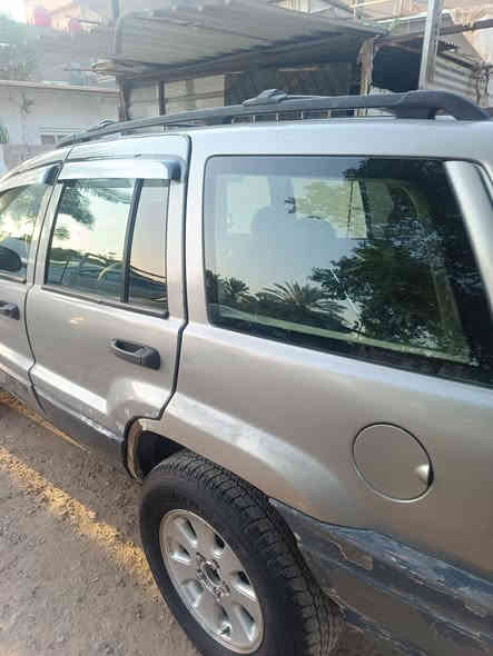 جيب لبيع موديل 2000. الهاتف***********  ***********. السعر  65 ورقه بيه مجال
