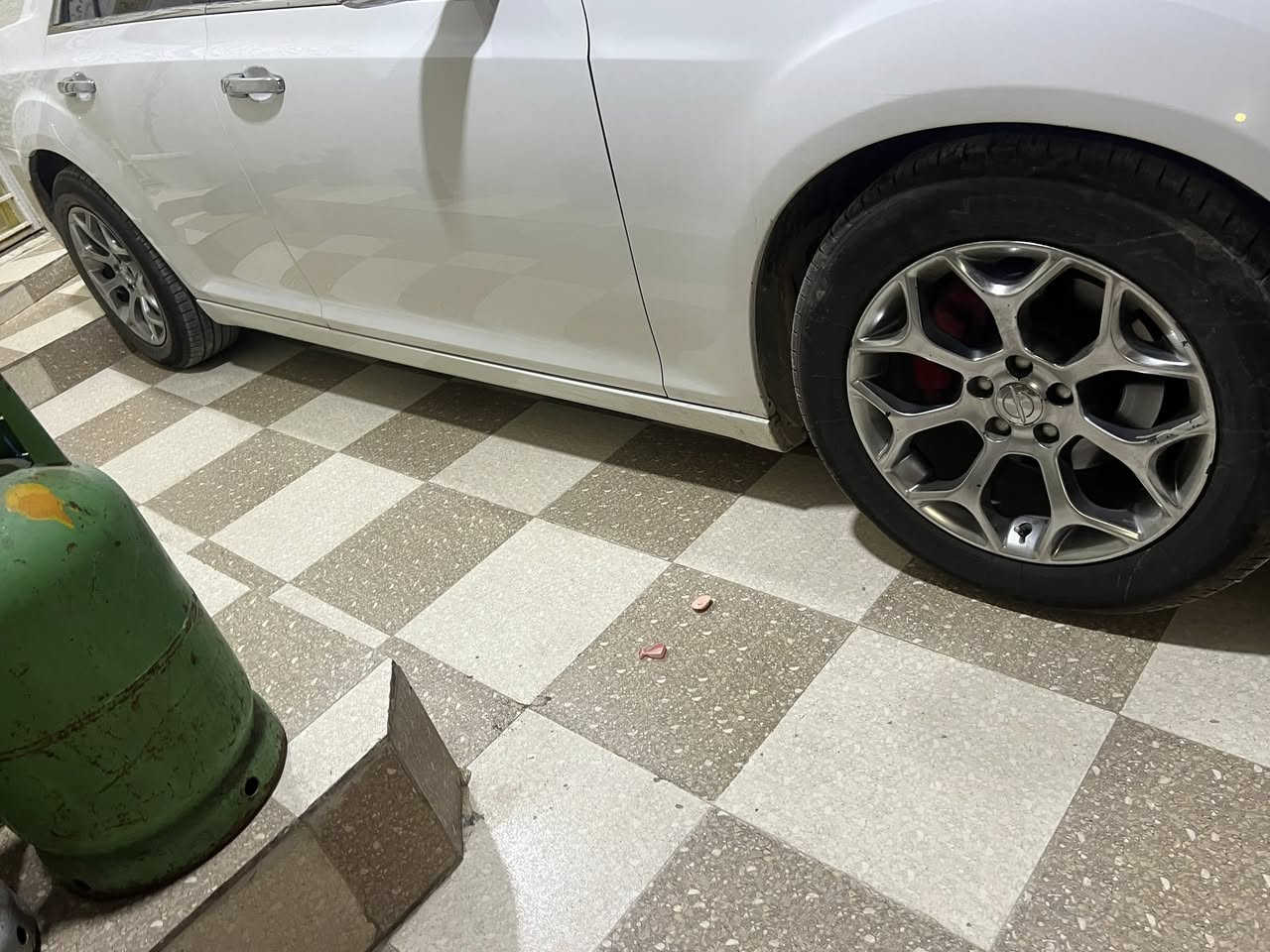 وياله اوباما حجم 18 للبيع تخم تاير 2026 ويلكب اصلي وجديد ***********مكتني بصره
