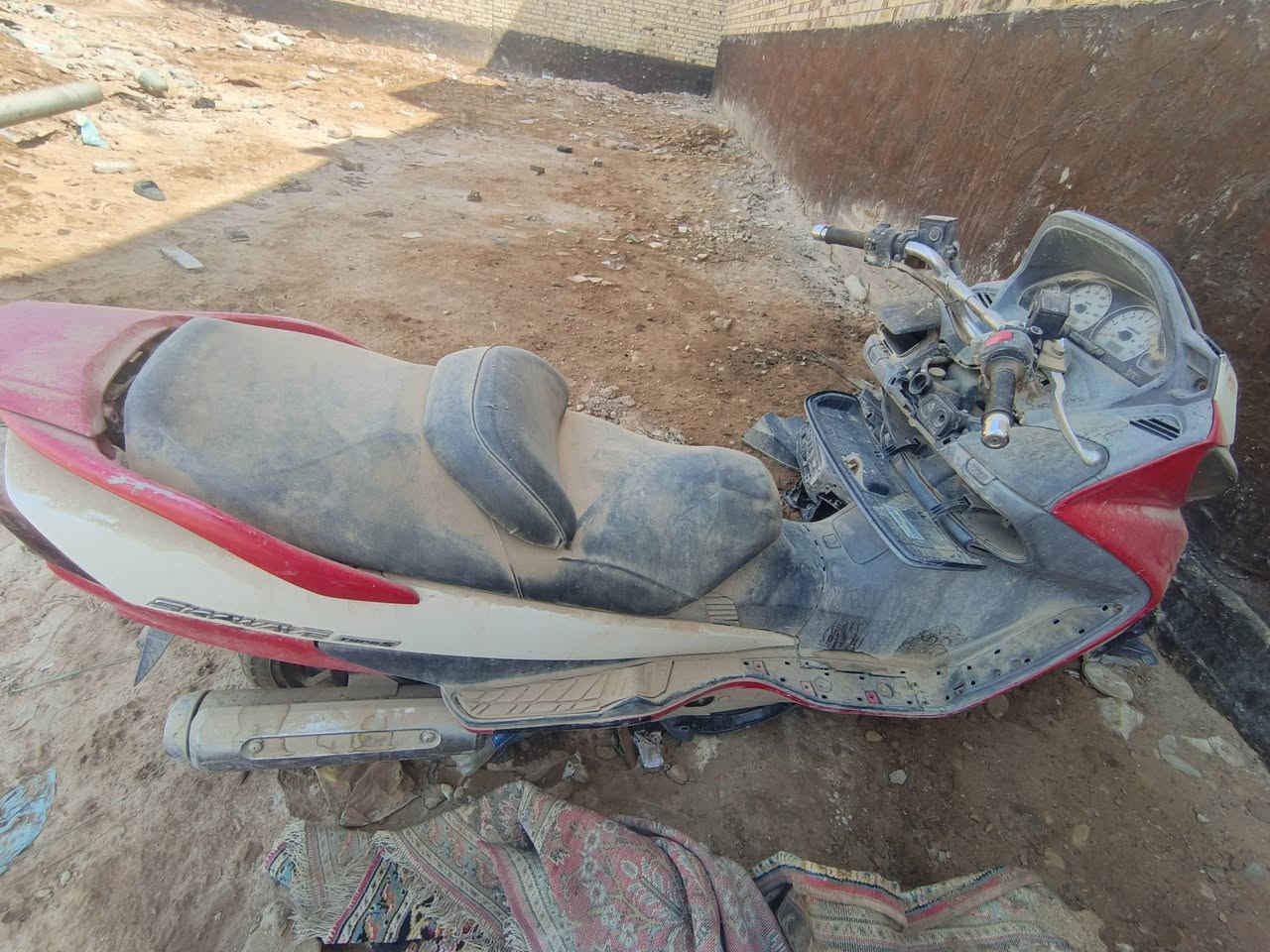 عندي دراجة للبيع  التفاصيل خاص


**إذا كنت صاحب هذا الإعلان وتريد حذفه لأي سبب، رجاءا أرسل رسالة إلى الدعم الفني**