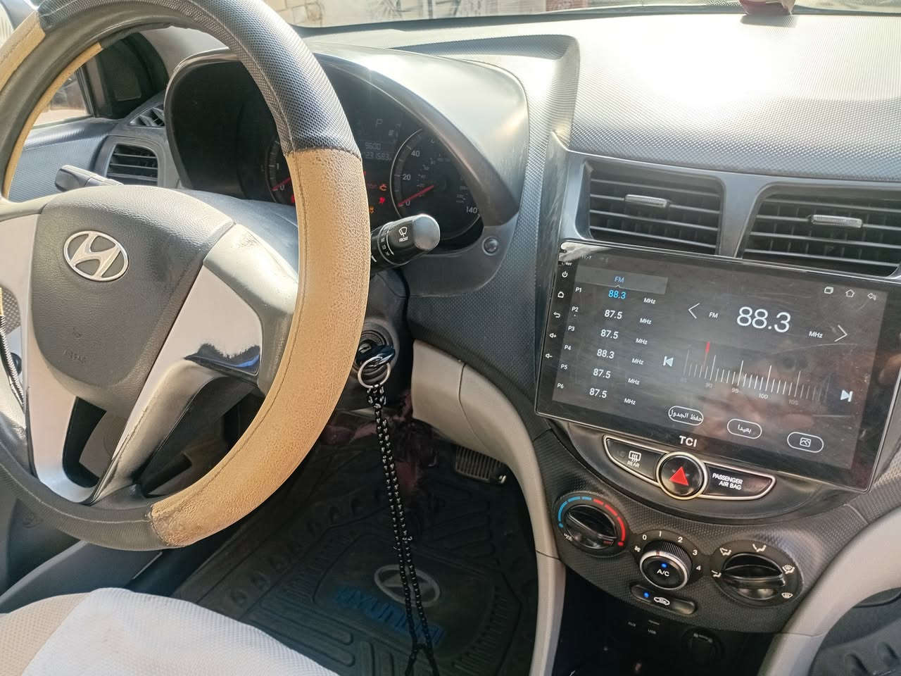 سلام عليكم سيارة اكسنت موديل 2014
سيارة نضافته كدام عينك السعر 75 وبيه مجال
العنوان الزعفرانية اربع شوارع 
للتواصل على هذا الرقم ***********
