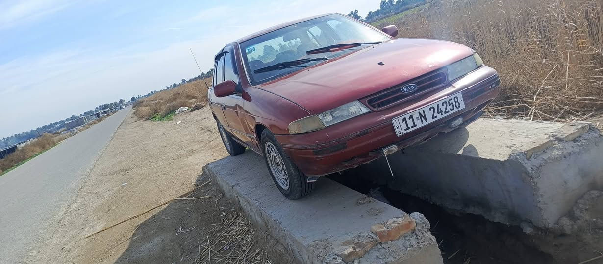 السلام عليكم سيفيا للبيع موديل 94 رقم بغداد دولي تحويل مباشر سياره حلوه مال جناي كهربائيات شغاله العنوان ابو غريب سعر 29 بيها مجال بسيط***********
