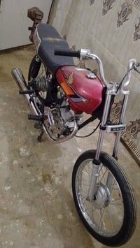 هوندا • دراجه • غراف