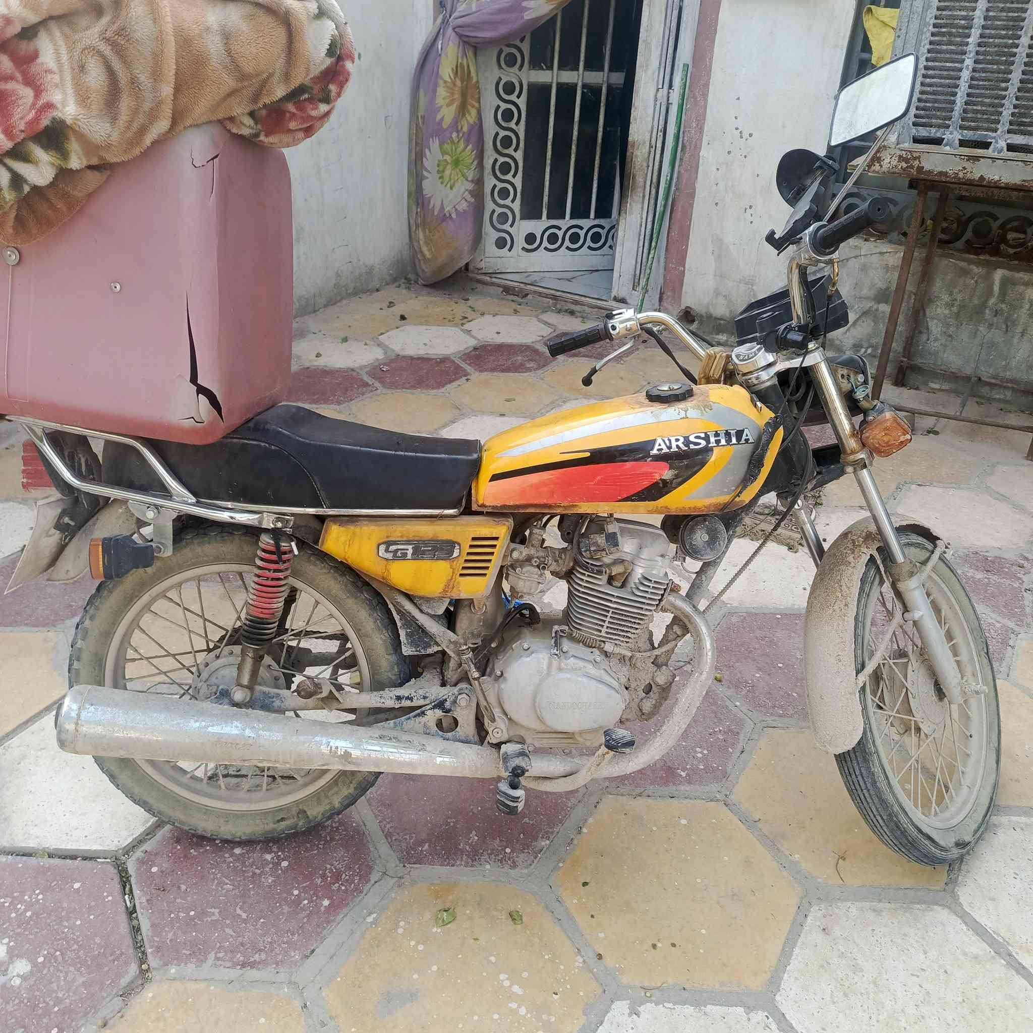 السلام عليكم 4 كير مديل 20كلك مكفوله من السرقه السعر 250
متواجد واتساب 
***********
