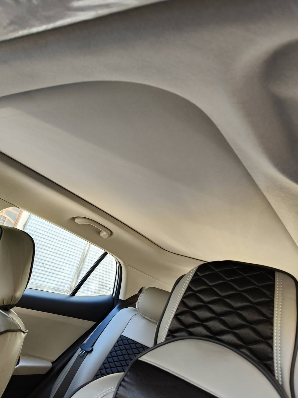 كريتا للبيع موديل 24 ماشية 6الاف مكفولة بغداد هزة جديدة تحويل ثاني يوم المواصفات
لانوراما
بصمة تشغيل عن بعد
مري شفط 
محرك 1500cc دبل نوزل 
شفتات سرعة 
وضعيات كير مود درايف
كير 8 نمر


**إذا كنت صاحب هذا الإعلان وتريد حذفه لأي سبب، رجاءا أرسل رسالة إلى الدعم الفني**