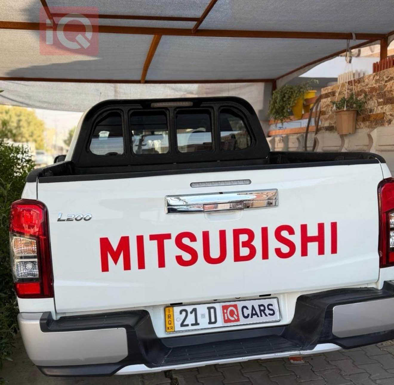 بيكب مستبوشي موديل 2023 لون أبيض  رقم سليمانية بأسمي كلين 
داخل أسود كير عادي دفع رباعي 
***********
ديالى - خانقين - سليمانية 📍

السعر /222$ خناقين, ديالى
