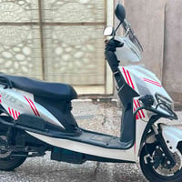 بلبيع دراجة كهربائية نوع S18 لون أبيض، شكل رياضي ومميزة جدًا. الدراجة ...