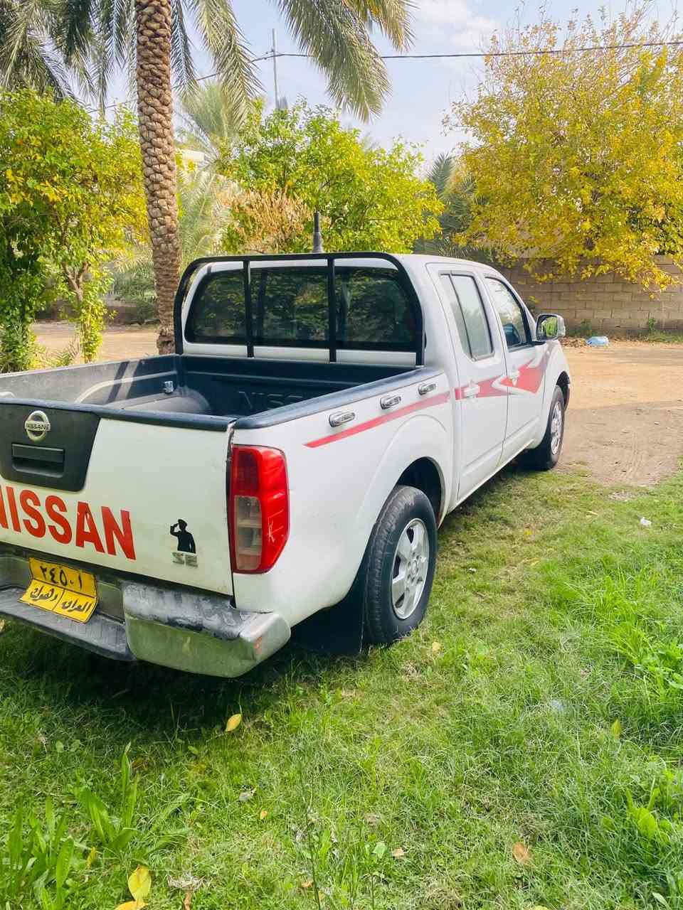 سلام عليكم 
للبيع بيكم نيفاره 
موديل 2009بيه 3قطع صبغ 
ما بيه داخل رقم وسنويه دهوك تريد وكاله تريد تحويل صدره نص عمر كير مكينه خير من الله مكان سياره واسط بل زبيديه لهاتف ***********
