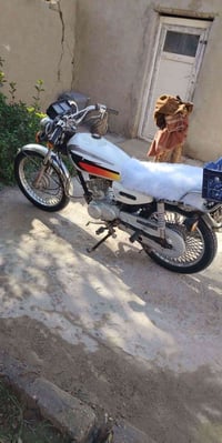 تايكر • اوراق ستنساخ • الهلال