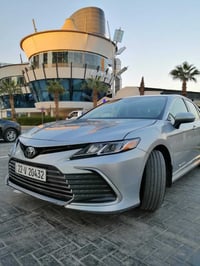 كامري LE • ٢٠٢٣ • ماشيه ١٧٠٠٠
