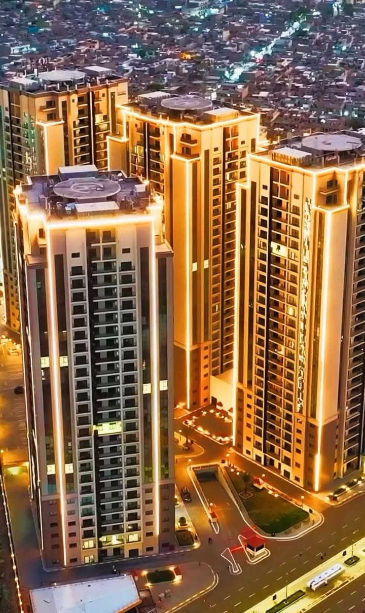 شقه للبيع في مجمع رويال ستي مساحه ١٩٤ متر بسعر جدا مناسب
الشقه طابق 8 اطلاله خارجيه

3 غرف نوم صاله مطبخ 2 حمامات لوندري

شقه زيرو جاهزه للسكن

للاستفسار الاتصال على الرقم ***********
