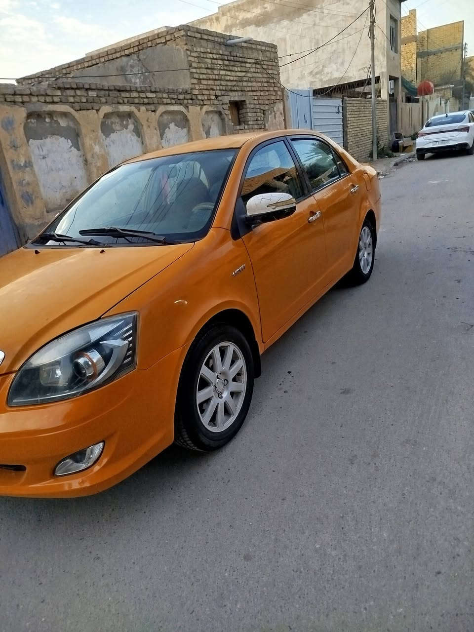 السلام عليكم جلي موبل موديل 2012 مكينتها بيها ضعف كير حداديه كهربائيات تخم تاير جاهزه لا ضربه ولا تبديل بس خياسات لاطكهن سنويتها ما منتهيه دواخلها حلوه المكان ناصرية مركز مكلف بل نشر خاص ما اجاوب السعر 34 وبيها مجال قليل ***********
