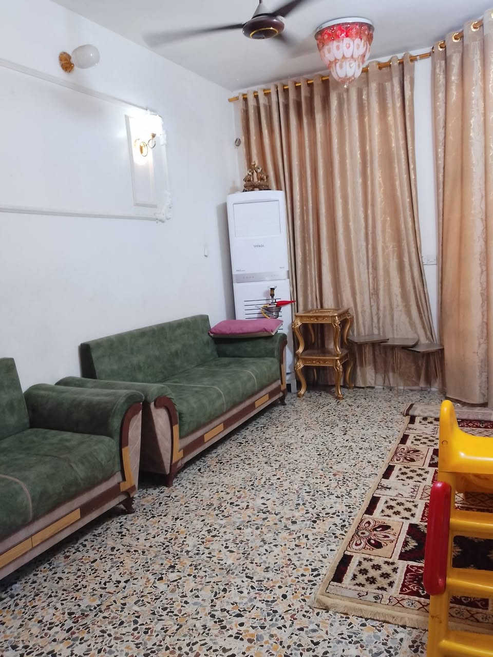 السلام عليكم
بيت للبيع مساحه 100 متر زراعي سند 25 بل عبيدي الرئاسة شارع المعامل الطحين السعر 60 وبي مجال استفسار على الرقم *********** 
مستعجل على البيع
