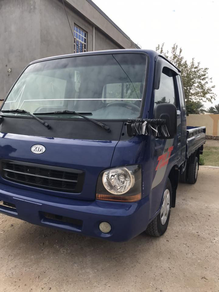 سلام عليكم ام عيون موديل 2002 نضيفه تخم تاير شاصي مكفول نضيفه بمعنه الكلمه مكاني الرمادي  رقمي ***********
