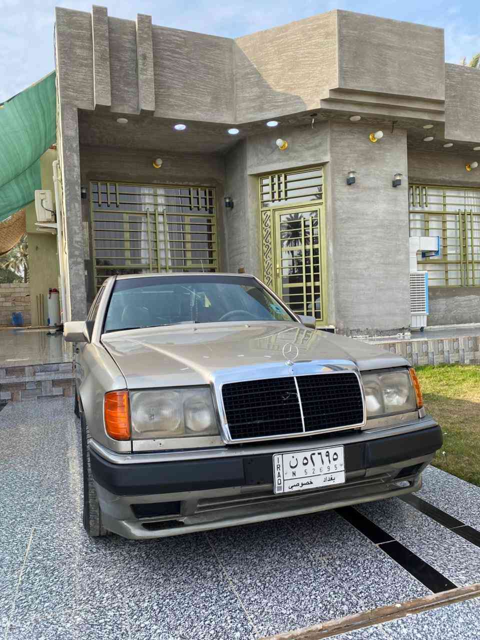 السلام عليكم مارسيدس دب مويل 88رقم بغداد مشروع وطني مصبوغه عام بدون أي ضربه مكينه ملكه قواعد دبلات الاربعه لوك كير ومحرك وصدر كله خير من الله تخم تاير جديد غرفه تخبل المكان بغداد 
السعر 48 وبيها مجال قليل 
رقم الهاتف 
***********
***********
