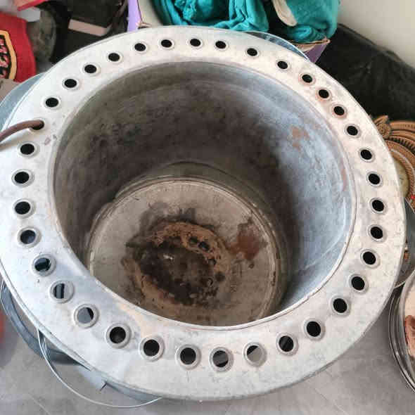 تنور للبيع نظيف سعر 65 ***********
