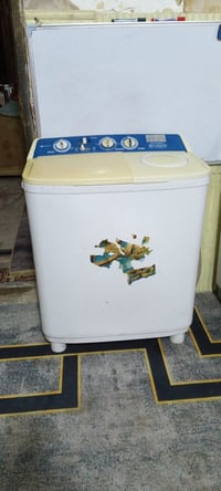 غساله هيتاشي 10كليو سعر75 علا الفحص شغاله بلاديه كلش نضيفه جدا العنوان...