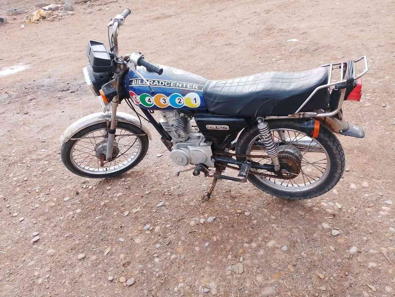 السلا عليكم دراجه للبيع مديل  ٢٠١١ أوراق ***********
