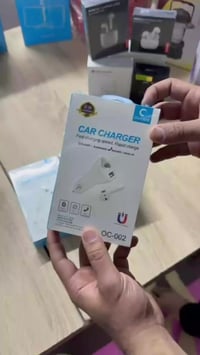 شاحن سيارة USB • وايربود • جديد