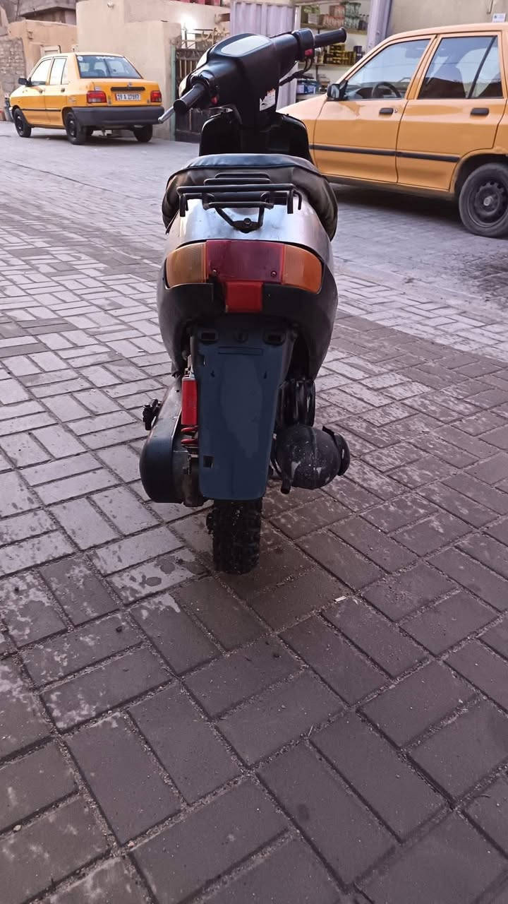 ‏بالتراجع للبيع مقفولة والسعر 225 وبيها مجال طيبين ‭0 774 467 0510
