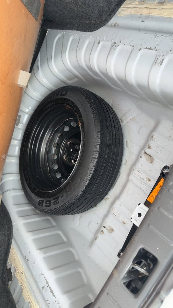 نيسان سني 2024 كفاله عامه  هندي بليته زركه
ماشيه 21 الف حداده تخم تاير ما ناقصها شي 

***********

سعر سياره 119
