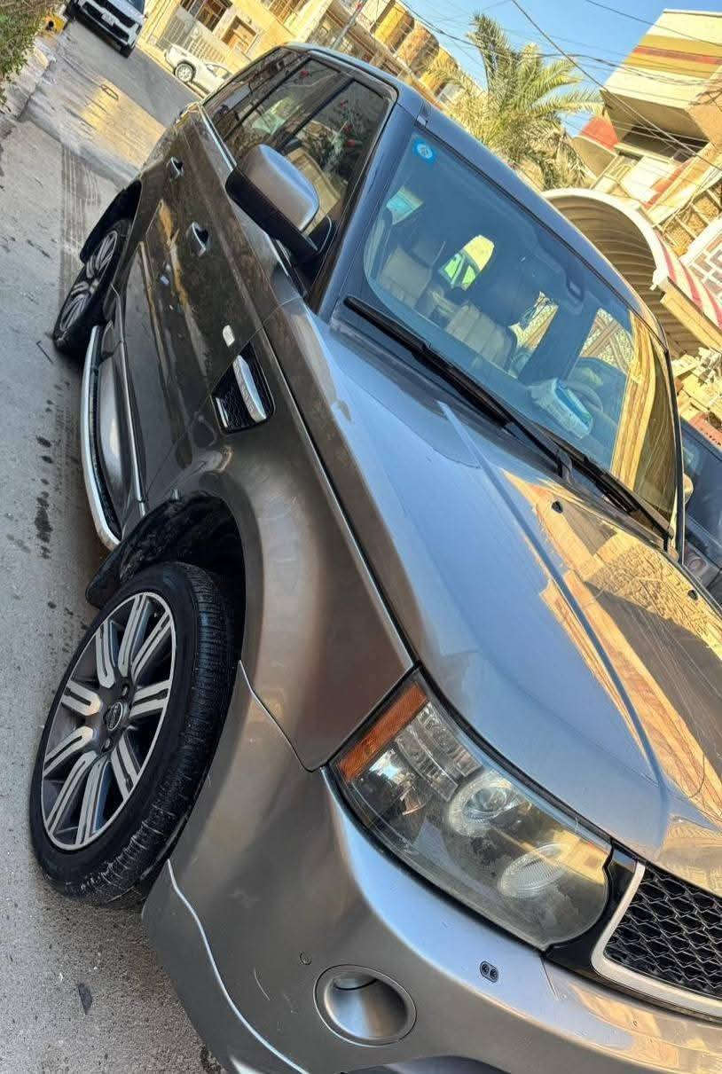 سلام عليكم 
للبيع او مراوس
رانج روفر  موديل 2010 
RANGE ROVER 
السياره رقم بغداد الجديد هزه وسنويه جديد
كير مكينه كفاله
بيها 3 قطع صبغ لجماليه  فقط الباقي مكفول
السياره كلش جديده 
مواصفات فول
تخم تايرات جديد
بصمه تشغيل بصمة بيبان بصمه 
السياره مكينه ثمانيه سلندر العادي بدون سوبر المرغوب شلعه ومعدل فول
السياره كشنات جلد 
2 كشن كهرباء
ستيرن كهرباء
كشنات تدفئة
نظام صوت (هارمن كوردن)
شفتات ستيرن 
مري جانبيه كهرباء وتنزل من ترجع 
شاشات خلفية للصف الثاني 
فتحه سقف 
بجم زنون
 بوب بصمه 
فتحة سقف
أناره ترحيبيه 
خزن ميموري
كامره خلفيه
هاندبريك كهرباء
٨ وسادات هوائية
خمس وضعيات قياده 
السياره جكات تصعد وتنزل 
تحكم ستيرن جوبلسات صدر خلفي امامي جدد

سيارة نظيفه جداً
سعره125
بغداد بلديات 

للاستفسار***********
