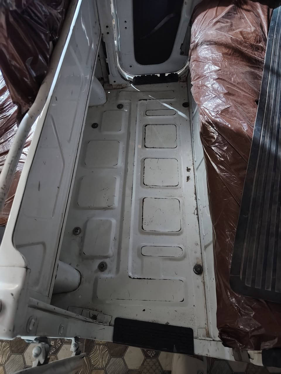 السلام وعليكم تكتك موديل 22 رقم انكليزي تحويل ثاني يوم تكتك خير من الله ربع ما تذهب عليها دبلات جدد صلايب جدد ماكينه خير من الله لا تنقص ولا تبخير والقشر قدامك عنوان ديالى بعقوبه رقمي *********** السعر 8/500وبية مجال
