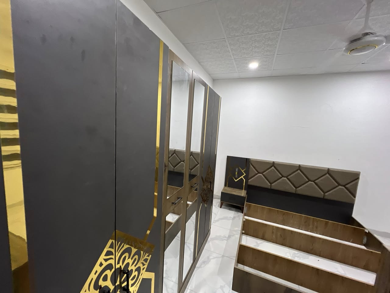 � نجّار فتح | نصب | صيانة
🛏 غرف نوم تركية
🍽 مطابخ حديثة
🚐 ورشة متنقلة – نصل لحد باب البيت
📍 (الموصل | اربيل )
📞 واتساب:***********
⏰ متوفر يوميًا
