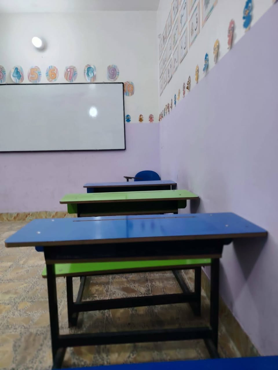 🔹 للبيع أثاث معهد تدريسي 🔹
أثاث بحالة جيدة وأسعار مناسبة.

للاستفسار:

📞 ***********
