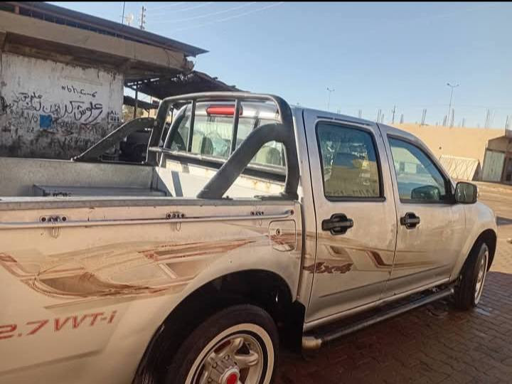 السلام عليكم
بيكم كنو ٢٠١٢ للبيع 
السياره بسمي تحويل ثاني يوم رقم بابل كير مكينه اكسن مكفول كشر جارد السياره جاهزه ترايك وين ماتريد السعر ٤٢او بيها مجال مكاني بغداد المحموديه  
***********
