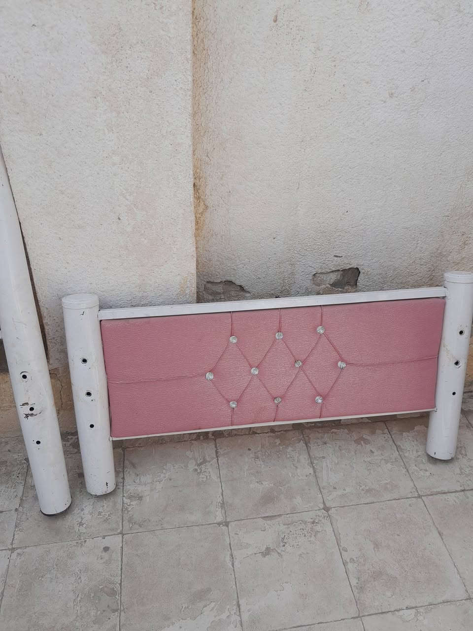 جربايه نفر للبيع نضيفه مابيه شي بس لحدايد مال لجربايه يرادلهن لحيم سعرهه ب٤٠ وبيه مجال


**إذا كنت صاحب هذا الإعلان وتريد حذفه لأي سبب، رجاءا أرسل رسالة إلى الدعم الفني**