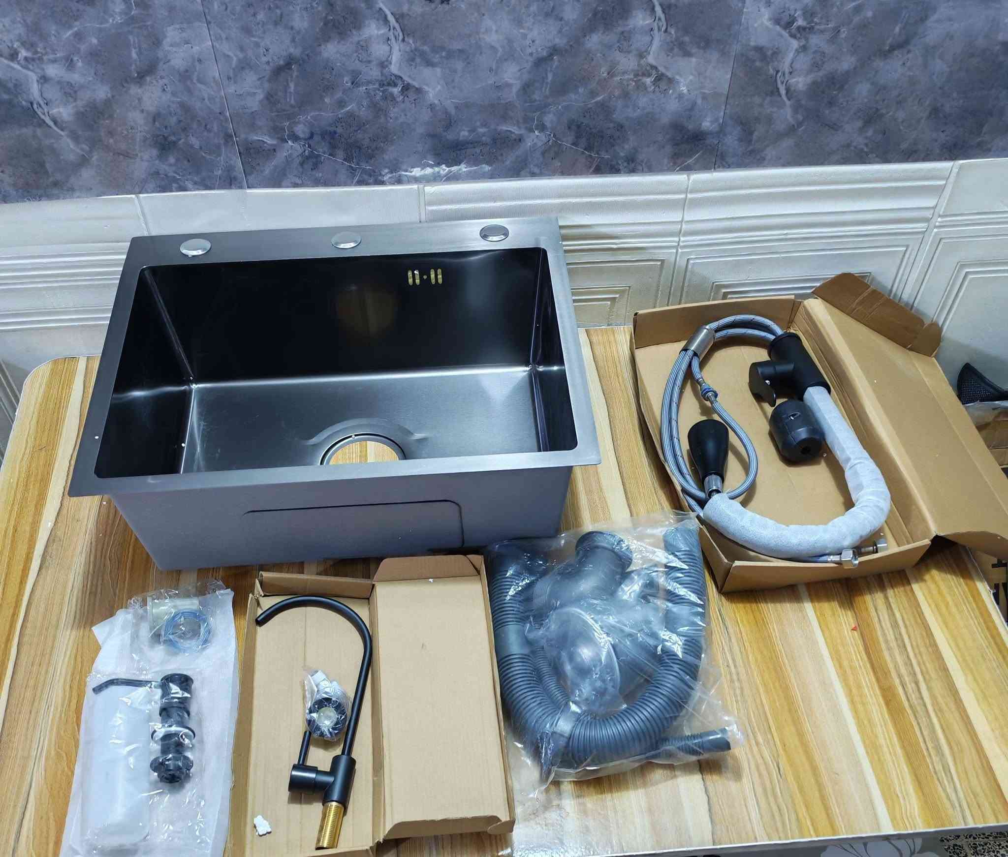 السعر ب 65 الف 🚿👑
حوض سنك  مطبخ اسود، 3 فتحات من الستانلس ستيل مقاس 56*45* 20 الارتفاع حوض مطبخ يثبت على الجزء العلوي، مجموعة ، موزع صابون، سلة قابلة للسحب للمطبخ الحديث


**إذا كنت صاحب هذا الإعلان وتريد حذفه لأي سبب، رجاءا أرسل رسالة إلى الدعم الفني**