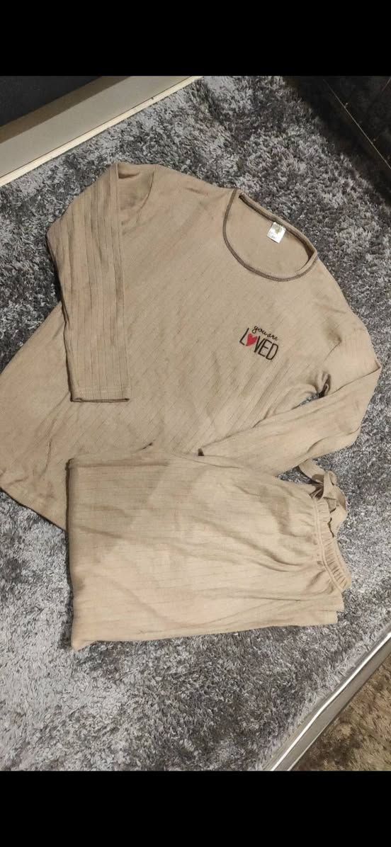 جاكيت ق٤٢ البوت البس ٣٨ و٣٩ التراك فري سايز كلهم جدد نضاف متوفر توصيل اسعارم مناسبة


**إذا كنت صاحب هذا الإعلان وتريد حذفه لأي سبب، رجاءا أرسل رسالة إلى الدعم الفني**