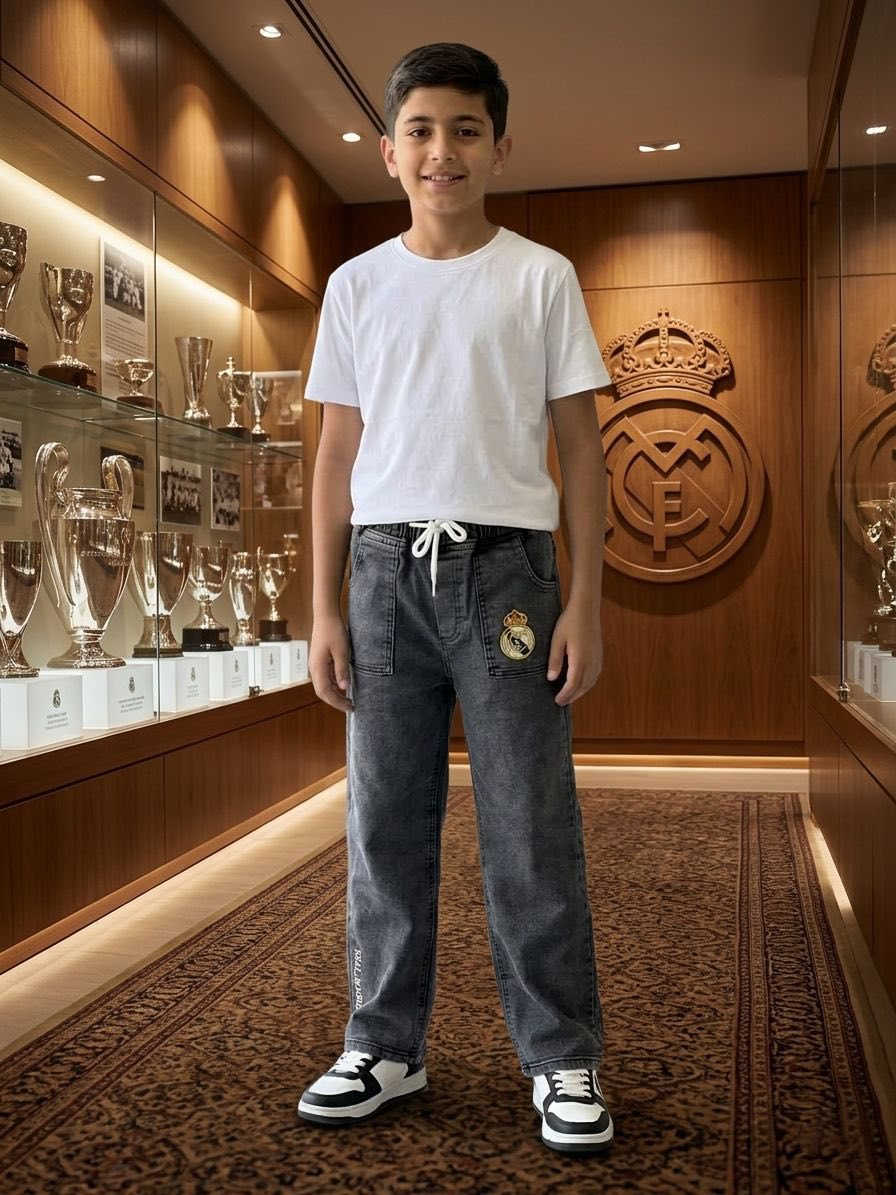 مجمع بيت فاخر ✅
وصل بنطرون 👖
110ولادي شبابي 
توفر بكل القيسات 📏
أسعار جدن مناسب🔥
العنوان الزبيدية حي العسكري مجمع بيت فاخر الطابقين


**إذا كنت صاحب هذا الإعلان وتريد حذفه لأي سبب، رجاءا أرسل رسالة إلى الدعم الفني**