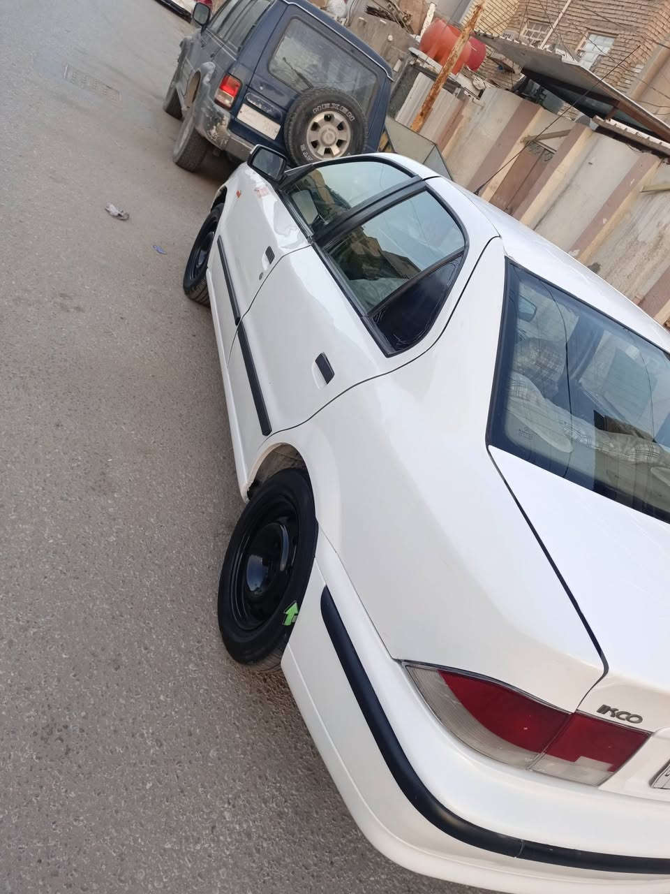 السلام عليكم البيع سمند موديل 2011 رقم نجف مميز سياره جاهزه مكينه كير حداديه تخم  تأير نظيف  سياره جاملغ وباب صبغ بدون ضربت داخل السعر 36 الهاتف *********** مكاني نجف
