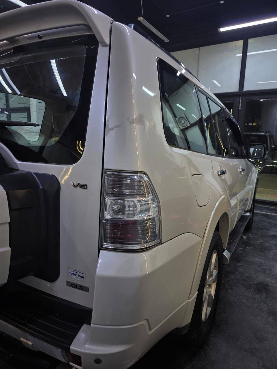 باجيرو ٢٠١٣
رقم بغداد دولي باسمي
محرك ٣٥٠٠
فتحه بالسقف
٣ قطع تبريد
اشاير بالمري
ويل كب
حساسات خلفيه
ثلاجه يم الكير
كرسي كهرباء
٧ راكب
بيه شويه بارد يم باب السائق قليل
السعر ١٥٨ وبيه مجال
السياره ماشيه ٢١٦
دفع رباعي
مكينه وكير مكفولات 
كربلاء المقدسة
***********
