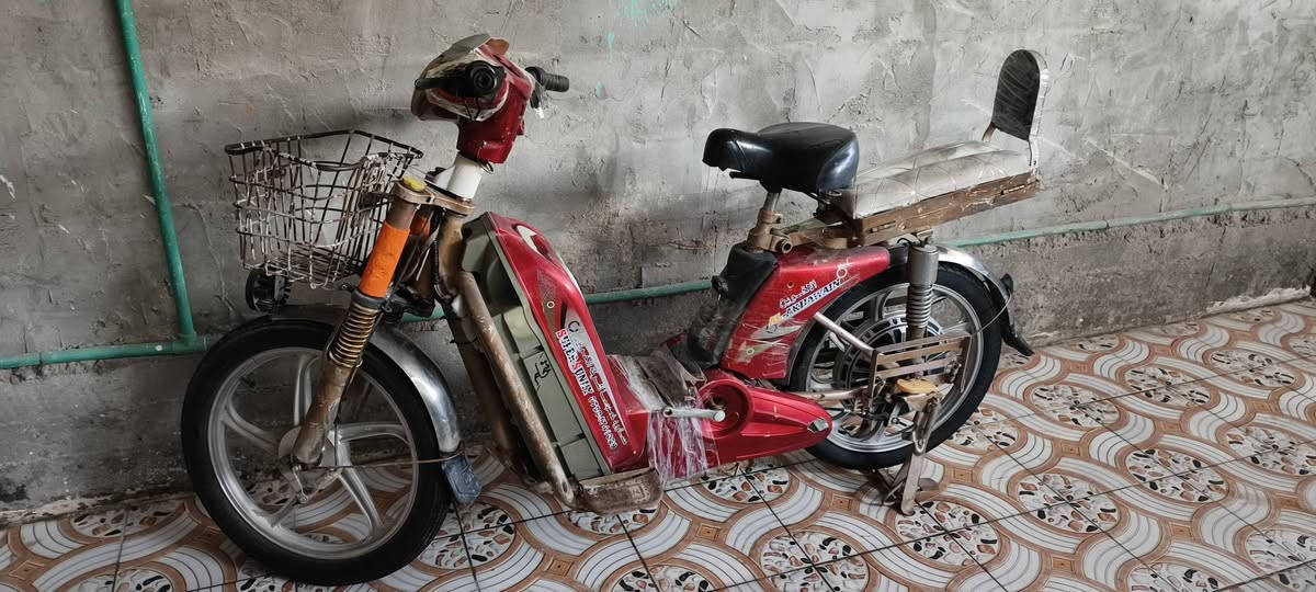 السلام عليكم ماطور الاخوين شغال ع فحص جهاز مانع سرقه يشتغل بصمه . بطاريات جدد يقرن 10 ونص جيب جهاز وتعال افحص  مكان حي نزال للاستفسار ***********
