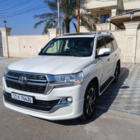 لاندكروز بريم • ٢٠١٦ • ٤٠٠٠ ٦ سلندر